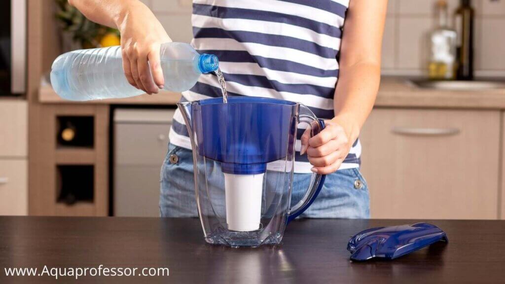 Using Water Filter Pitchers